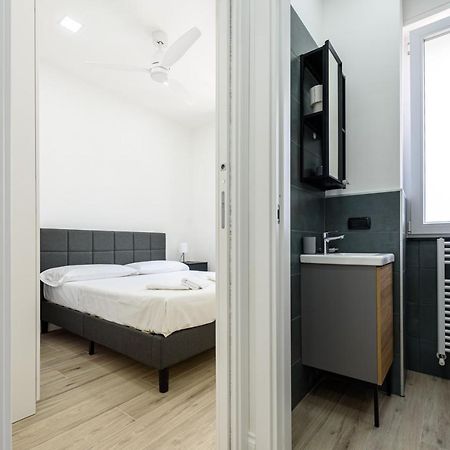 Tommaseo Seaside Apartments Napoli Ngoại thất bức ảnh