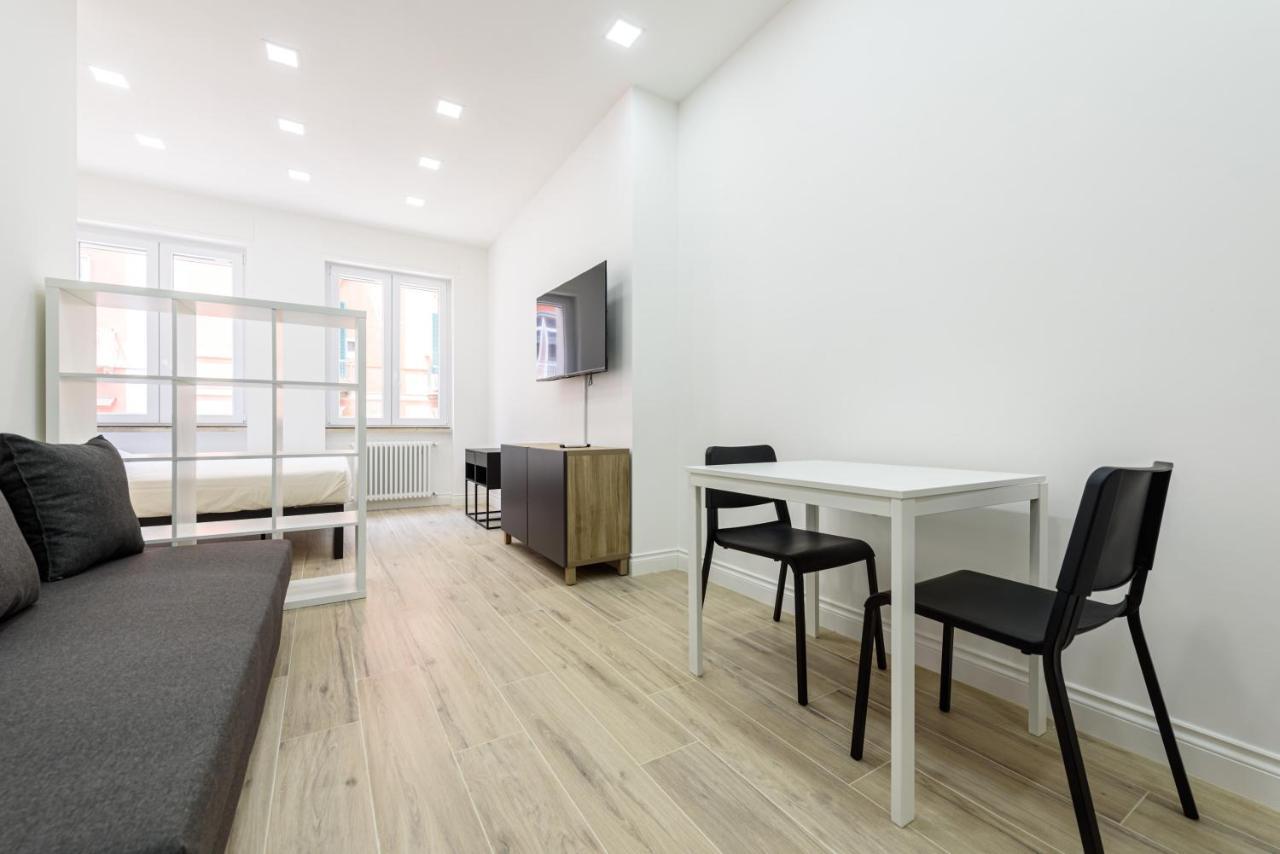 Tommaseo Seaside Apartments Napoli Ngoại thất bức ảnh