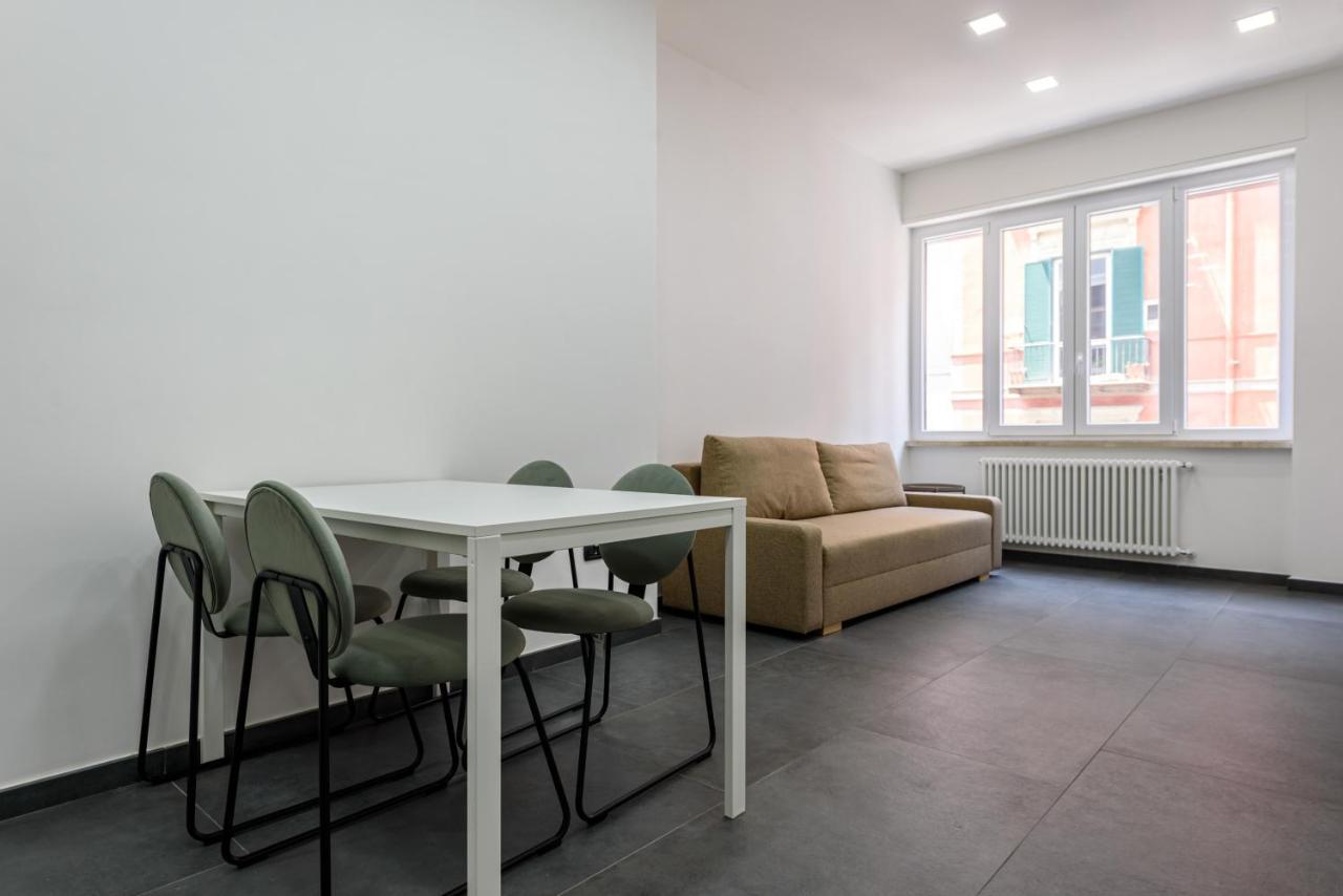 Tommaseo Seaside Apartments Napoli Ngoại thất bức ảnh