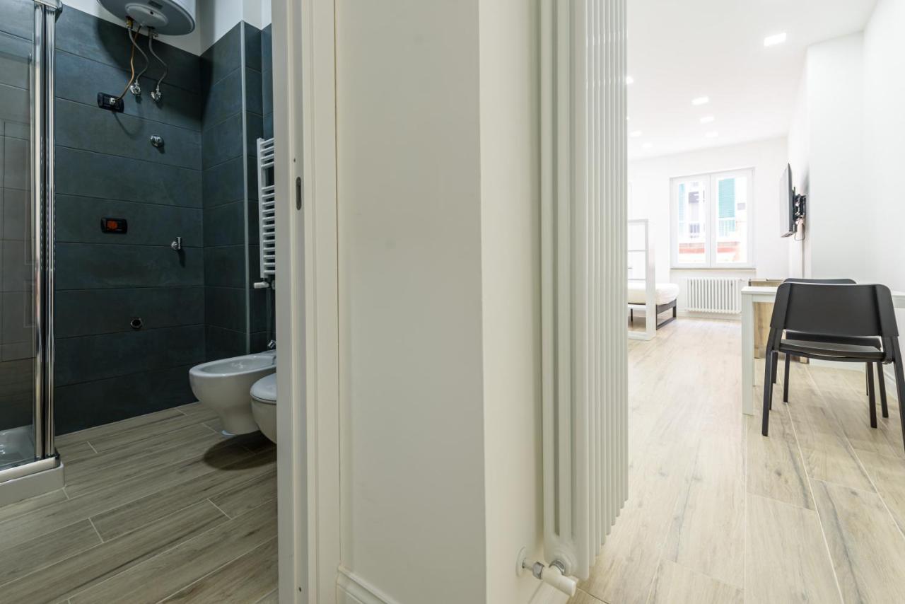 Tommaseo Seaside Apartments Napoli Ngoại thất bức ảnh