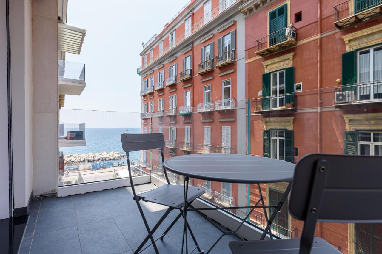Tommaseo Seaside Apartments Napoli Ngoại thất bức ảnh