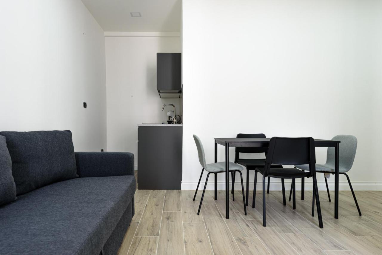 Tommaseo Seaside Apartments Napoli Ngoại thất bức ảnh
