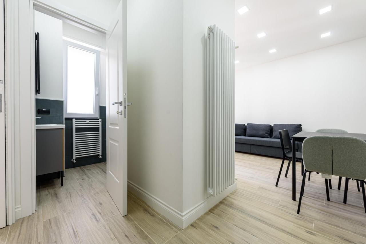 Tommaseo Seaside Apartments Napoli Ngoại thất bức ảnh