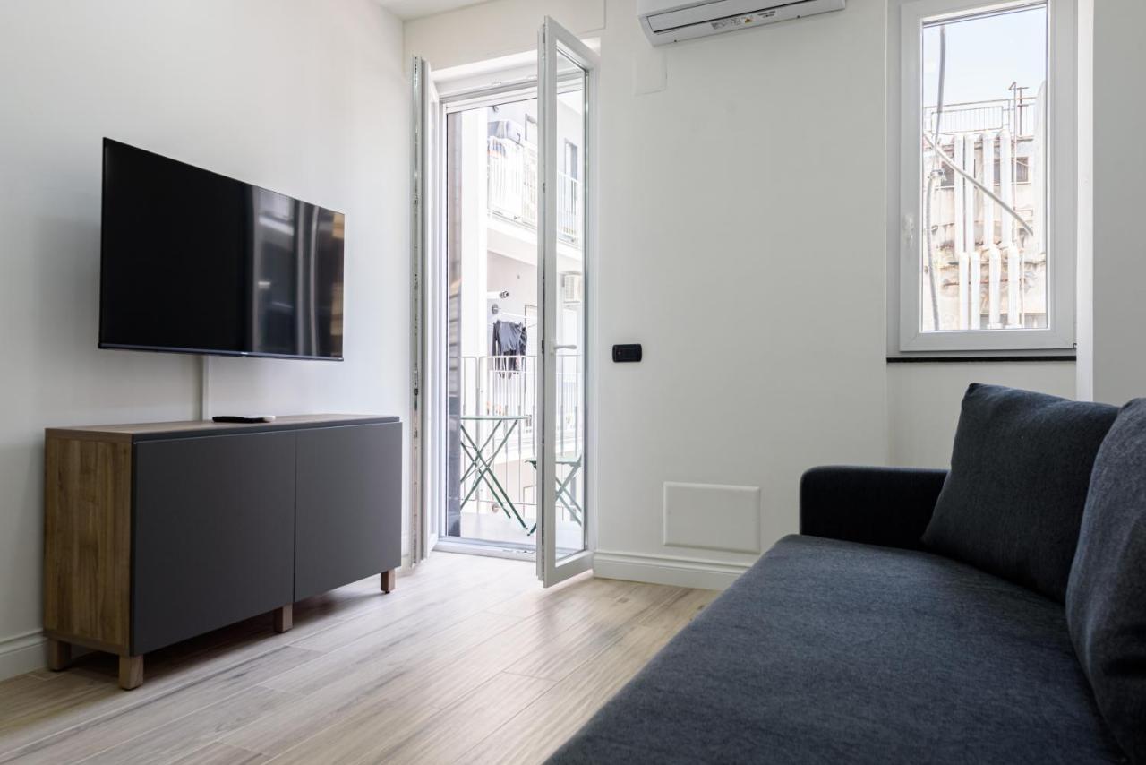 Tommaseo Seaside Apartments Napoli Ngoại thất bức ảnh