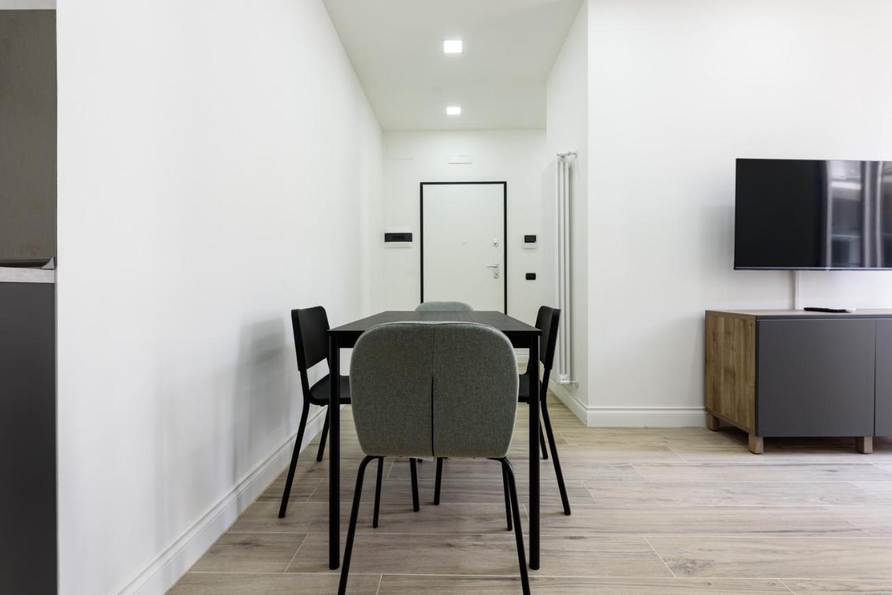 Tommaseo Seaside Apartments Napoli Ngoại thất bức ảnh
