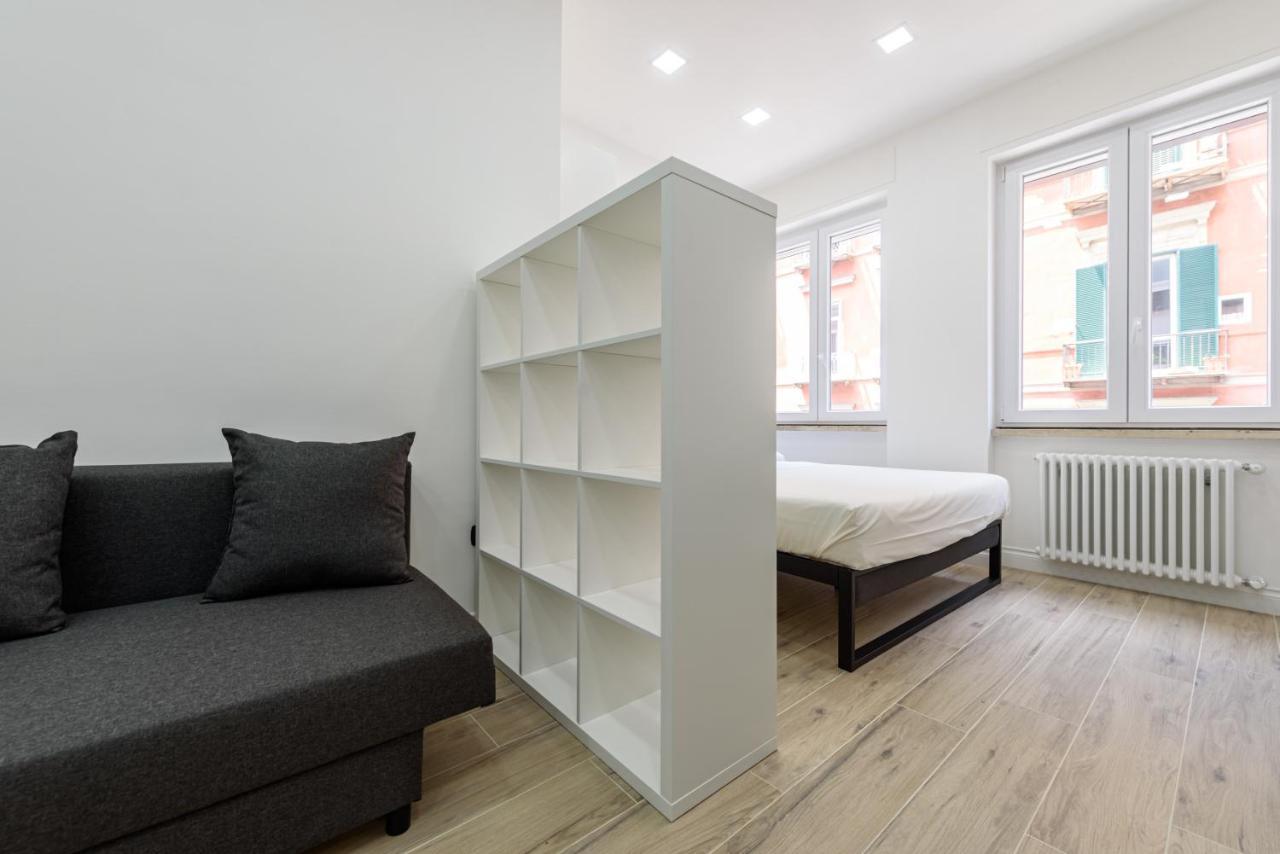 Tommaseo Seaside Apartments Napoli Ngoại thất bức ảnh
